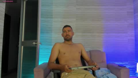 Snapshot of magnus_alejo chatting on 01-16-26, 11:36 Magnus Alejo online show from 01-16-26, 11:36