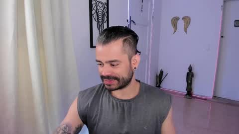 Snapshot of magnus_king chatting on 03-02-25, 08:40     online show from 03-02-25, 08:40