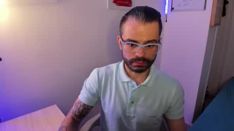 Snapshot of magnus_king chatting on 02-20-26, 05:04 online show from 02-20-26, 05:04