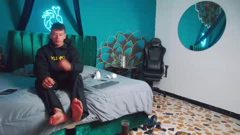 Snapshot of magnusknight_ chatting on 01-09-26, 11:57 Magnus online show from 01-09-26, 11:57