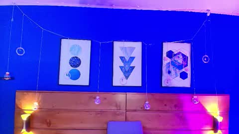 Dani online show from 11-22-25, 10:36