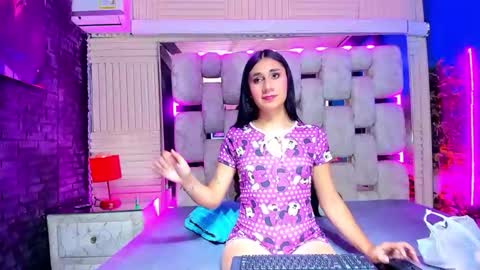 mahiara hot online show from 05-07-26, 02:33
