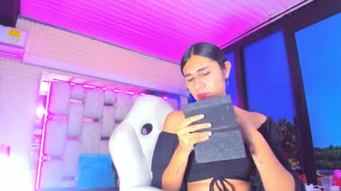 mahiara hot online show from 05-15-26, 05:31