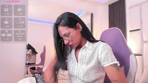 Snapshot of maia_clark520 chatting on 06-30-26, 07:26 Maia Clark online show from 06-30-26, 07:26