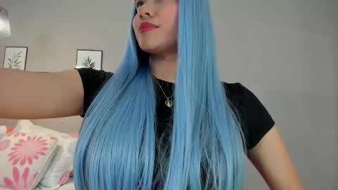Snapshot of maia_w10 chatting on 10-07-25, 12:24 Maia online show from 10-07-25, 12:24