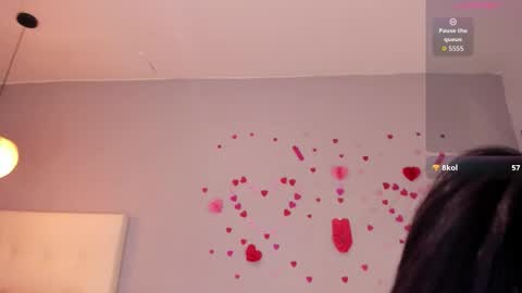 Maia online show from 03-07-26, 12:24