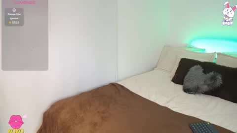    t  online show from 02-08-26, 04:49