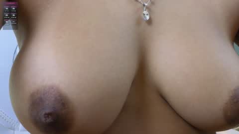 Snapshot of maiaa_ruiz chatting on 12-06-24, 06:50 Maiaa Ruiz online show from 12-06-24, 06:50