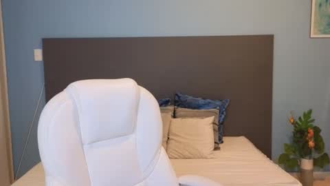 Snapshot of maiaa_ruiz chatting on 01-07-25, 12:20 Maiaa Ruiz online show from 01-07-25, 12:20