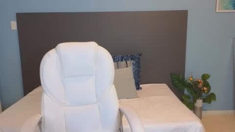 Snapshot of maiaa_ruiz chatting on 02-24-25, 01:10 Maiaa Ruiz online show from 02-24-25, 01:10