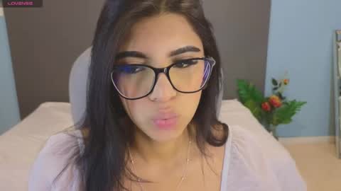 Snapshot of maiaa_ruiz chatting on 09-08-25, 02:38 Maiaa Ruiz online show from 09-08-25, 02:38