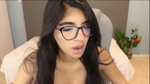 Snapshot of maiaa_ruiz chatting on 10-03-25, 02:47 Maiaa Ruiz online show from 10-03-25, 02:47