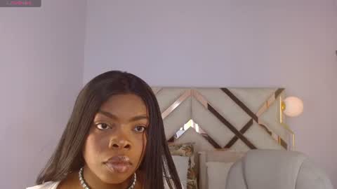 Snapshot of maiacharris_ chatting on 06-19-26, 11:58 Maia Charris online show from 06-19-26, 11:58