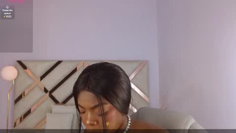 Snapshot of maiacharris_ chatting on 06-26-26, 12:20 Maia Charris online show from 06-26-26, 12:20