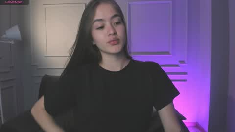  Maia  online show from 10-12-25, 05:34