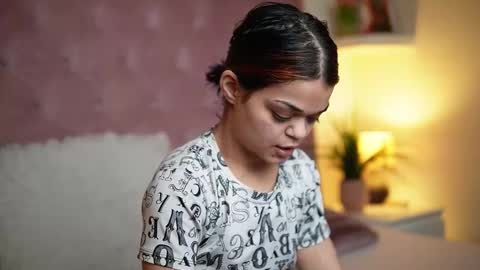  Maia  online show from 02-22-26, 11:47