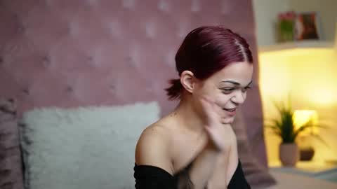  Maia  online show from 03-24-26, 10:15