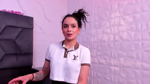 Maia  online show from 10-04-25, 11:52