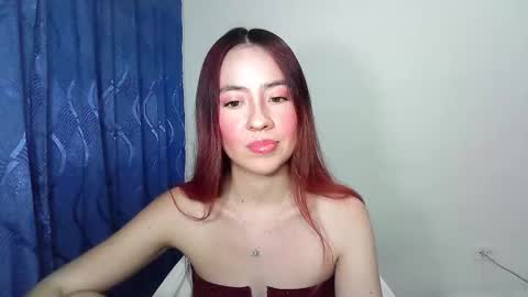 Snapshot of maiarosse_ chatting on 12-14-25, 10:25 MaiaRosse online show from 12-14-25, 10:25