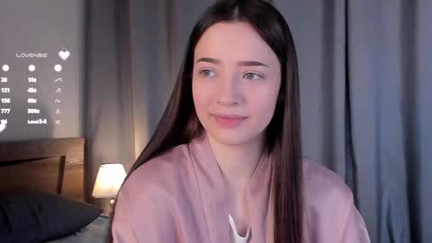 Snapshot of maidabuoy chatting on 01-10-25, 01:10 Lucy online show from 01-10-25, 01:10