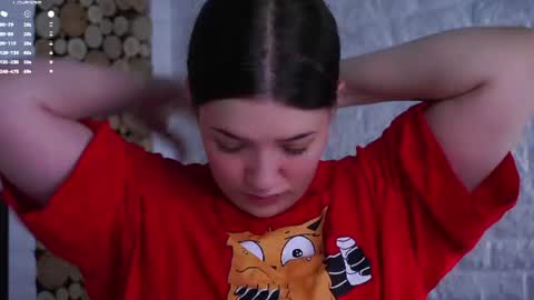 Lucy online show from 06-25-26, 03:06