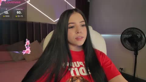 Snapshot of maiiitee_ chatting on 05-17-26, 04:36 Mait online show from 05-17-26, 04:36