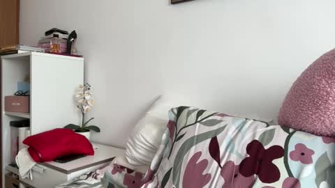 Snapshot of maikel61 chatting on 03-27-26, 12:05 Maikel61 online show from 03-27-26, 12:05