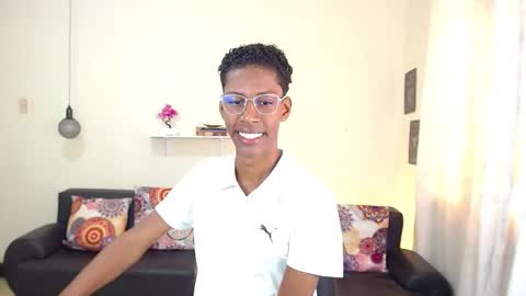 Snapshot of maiki18 chatting on 01-20-25, 01:32 I am Maik online show from 01-20-25, 01:32