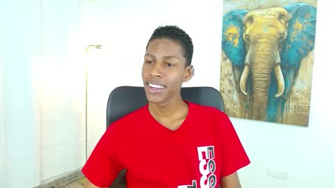 Snapshot of maiki18 chatting on 10-01-25, 10:05 I am Maik online show from 10-01-25, 10:05