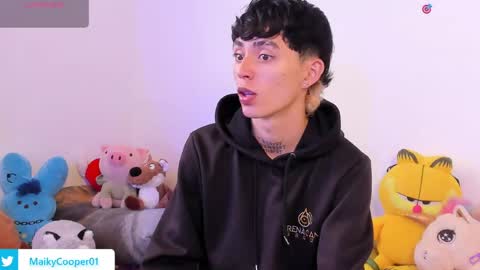 maiky_cooper01 online show from 04-29-26, 02:43