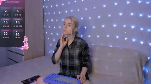 Your kitty online show from 09-13-25, 03:45