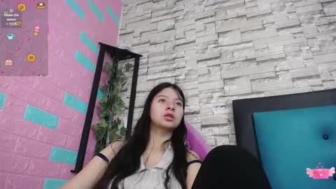  MAILY CAN  online show from 10-10-25, 12:59