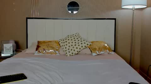 Snapshot of mailymilf chatting on 02-22-25, 04:09 Sofi online show from 02-22-25, 04:09