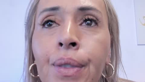 Carolina Barrantes Munera online show from 01-14-25, 02:22