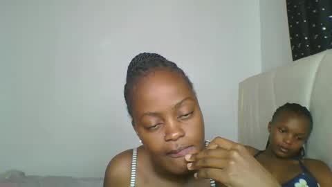 Snapshot of maira_luv1 chatting on 02-24-26, 09:13 maira luv1 online show from 02-24-26, 09:13