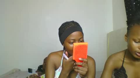 Snapshot of maira_luv1 chatting on 03-02-26, 09:05 maira luv1 online show from 03-02-26, 09:05