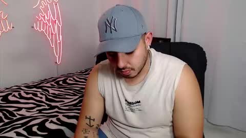 Snapshot of maison_xmed chatting on 03-13-26, 11:00 maison_xmed online show from 03-13-26, 11:00