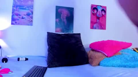 Snapshot of maithe_022 chatting on 12-03-25, 06:50 mai online show from 12-03-25, 06:50