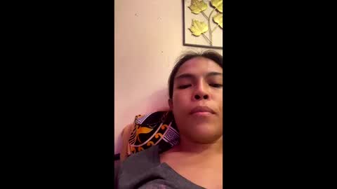 Snapshot of majestic_bella chatting on 04-21-26, 02:51 Bella online show from 04-21-26, 02:51