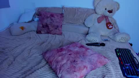 majito online show from 11-18-25, 09:52