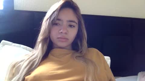 Snapshot of majo_gomezz chatting on 05-30-26, 04:26 majo_gomezz online show from 05-30-26, 04:26