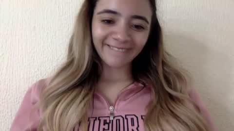 majo_gomezz online show from 06-20-26, 12:03