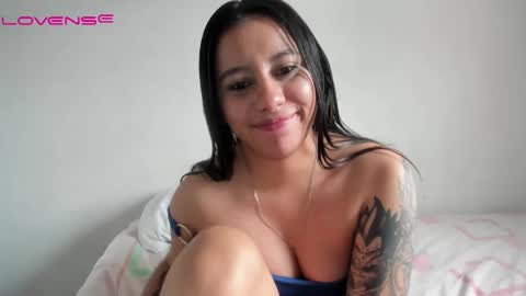 Snapshot of majo_rose chatting on 01-24-25, 07:39 MAJO ROSE online show from 01-24-25, 07:39