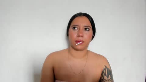 Snapshot of majo_rose chatting on 02-06-25, 08:02 MAJO ROSE online show from 02-06-25, 08:02