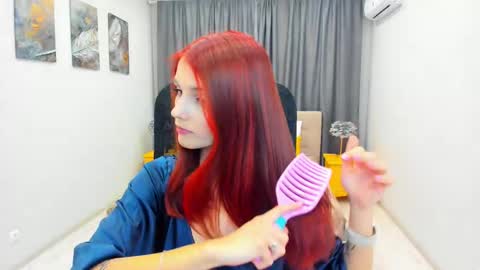 Snapshot of make_love_1 chatting on 02-24-25, 09:43 Chloe online show from 02-24-25, 09:43