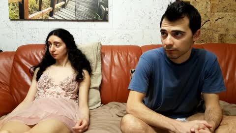 Snapshot of make_me_feel chatting on 04-01-26, 07:33 Lena Ian online show from 04-01-26, 07:33