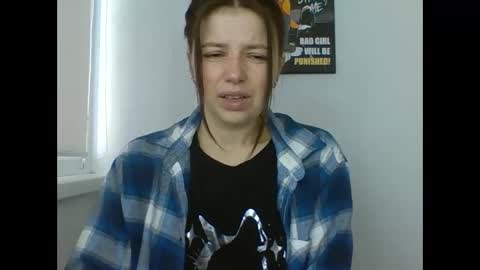 make_mesmile online show from 04-25-26, 06:49