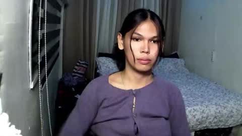 Snapshot of makekeanacum chatting on 10-09-25, 03:21 SWEET KEANA online show from 10-09-25, 03:21