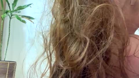 makemedanc online show from 02-12-26, 09:43