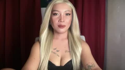 Snapshot of makemesquirt_xxx chatting on 06-06-26, 02:22 KEANA online show from 06-06-26, 02:22